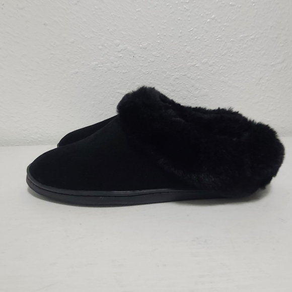 Myslipper slip on black leather faux fur slippers - Picture 4 of 15